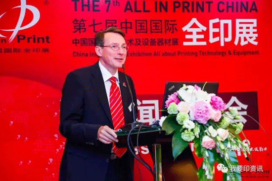 JDB电子试玩网页版:
“四千年玉人”鞠婧祎 身高是谜 换鞋藏小心思 偶像负担太重?(图5) JDB电子