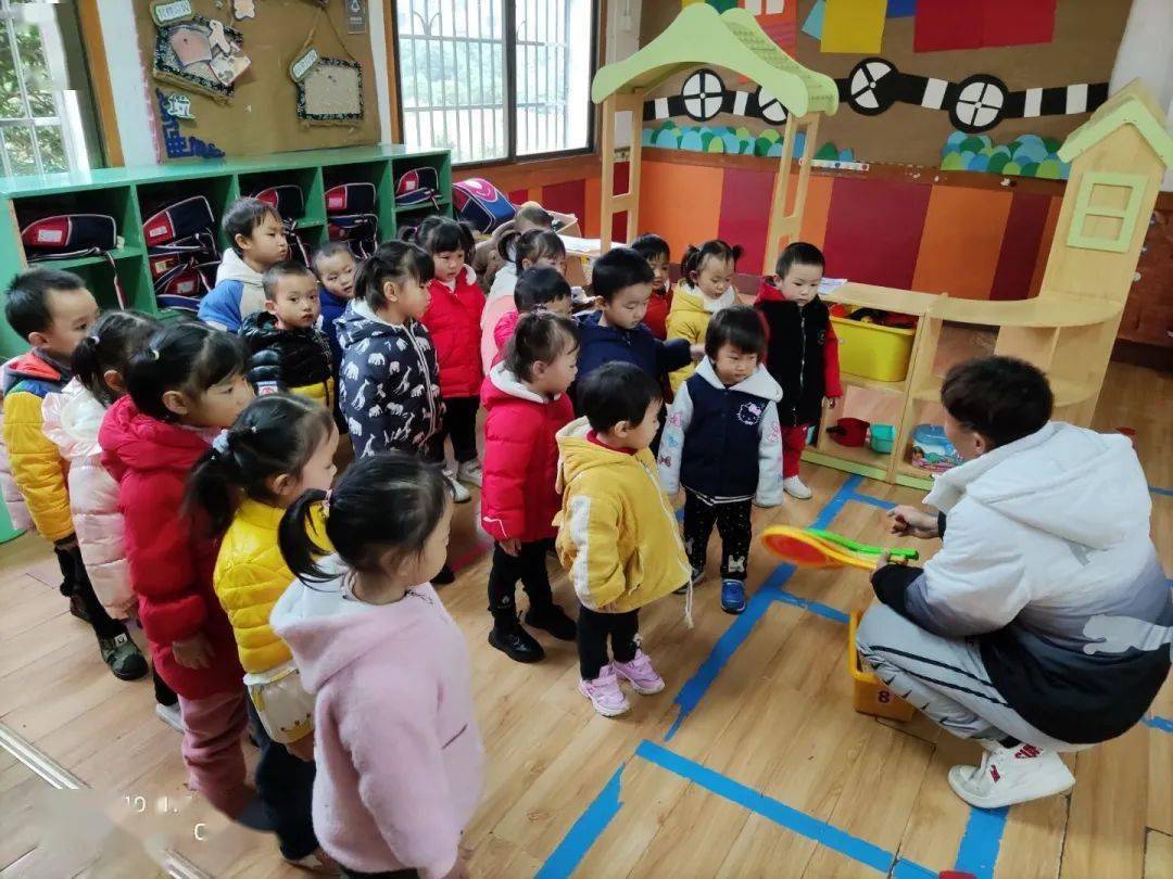 【班级动态】小小搬运工——小班体育运动“JDB电子”(图6)
【班级动态】小小搬运工——小班体育运动“JDB电子”(图6)