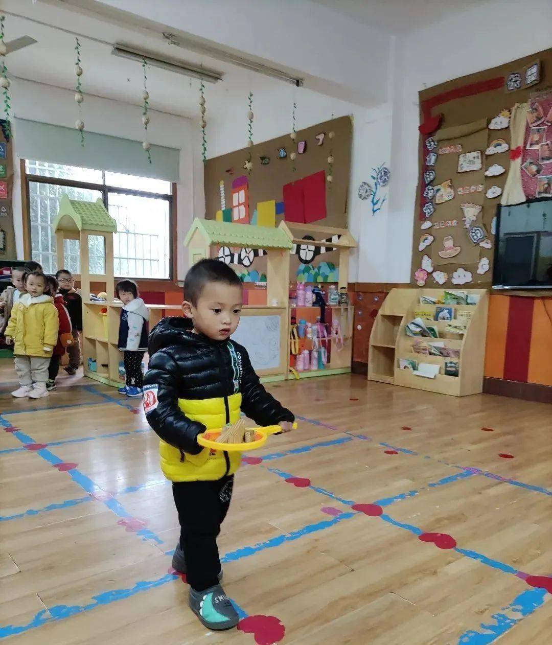 【班级动态】小小搬运工——小班体育运动“JDB电子”(图12)
【班级动态】小小搬运工——小班体育运动“JDB电子”(图12)